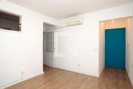 Sala de apartamento à venda com 1 quarto, 55m² em Centro Histórico, Porto Alegre