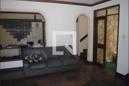 Sala  de casa para alugar com 10 quartos, 800m² em Praia do Flamengo, Salvador