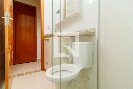 Banheiro de apartamento para alugar com 1 quarto, 27m² em Parada Inglesa, São Paulo