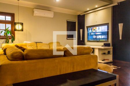 Sala de TV de casa de condomínio à venda com 4 quartos, 380m² em Residencial Seis (alphaville), Santana de Parnaíba