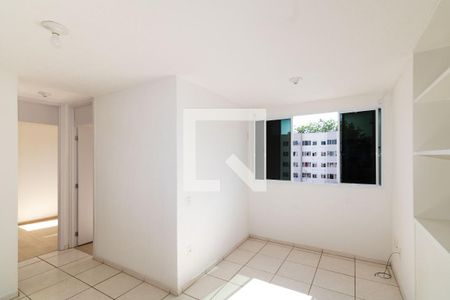 Sala de apartamento para alugar com 2 quartos, 45m² em Campo Grande, Rio de Janeiro