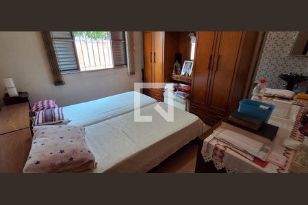 Quarto  de casa à venda com 3 quartos, 139m² em Vila Palmares, Santo André