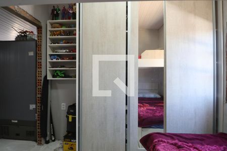 Quarto 2 de casa à venda com 2 quartos, 60m² em Olaria, Canoas