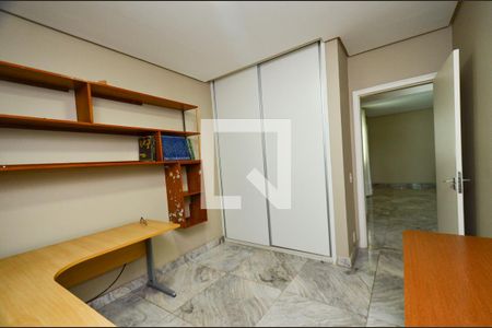 Quarto 1 de casa à venda com 4 quartos, 300m² em Itapoã, Belo Horizonte