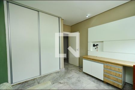 Quarto 2 de casa à venda com 4 quartos, 300m² em Itapoã, Belo Horizonte