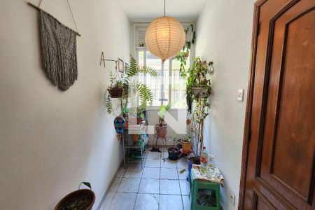 Sala de apartamento para alugar com 2 quartos, 70m² em Santa Teresa, Rio de Janeiro