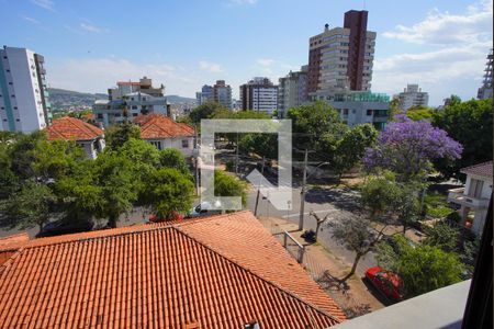 Sala - Vista de apartamento à venda com 2 quartos, 95m² em Petrópolis, Porto Alegre