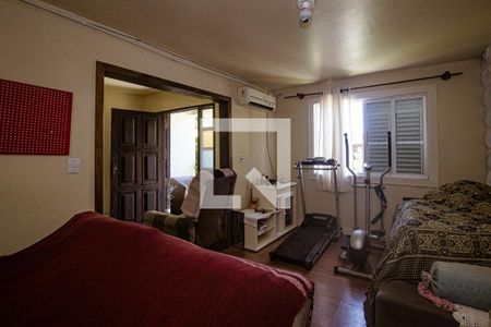 Casa à venda com 240m², 4 quartos e 2 vagas Casa à venda com 240m², 4 quartos e 2 vagasSala