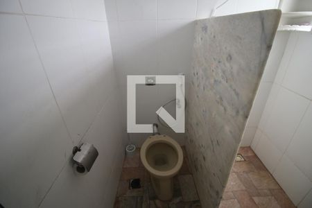 Banheiro de casa para alugar com 1 quarto, 100m² em Irajá, Rio de Janeiro