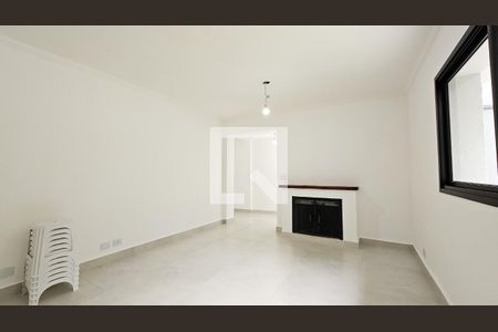 Sala de casa à venda com 3 quartos, 149m² em Jardim da Campina, São Paulo