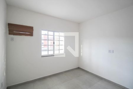 Suíte de apartamento para alugar com 2 quartos, 77m² em Edson Passos, Mesquita