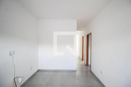 Sala de apartamento para alugar com 2 quartos, 77m² em Edson Passos, Mesquita