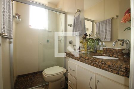 Banheiro  de apartamento à venda com 2 quartos, 75m² em Carmo, Belo Horizonte