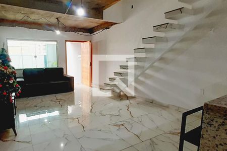 Sala de casa de condomínio à venda com 2 quartos, 200m² em Tanque, Rio de Janeiro