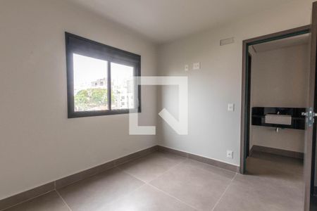 Quarto de apartamento à venda com 1 quarto, 39m² em Santa Efigênia, Belo Horizonte