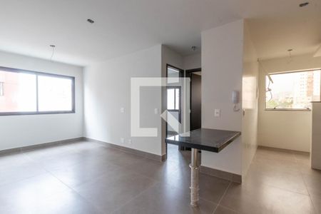 Sala de apartamento à venda com 1 quarto, 39m² em Santa Efigênia, Belo Horizonte