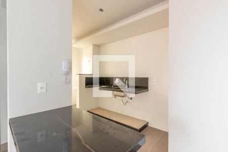 Cozinha de apartamento à venda com 1 quarto, 39m² em Santa Efigênia, Belo Horizonte