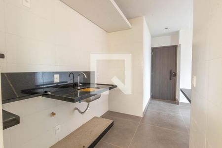 Cozinha de apartamento à venda com 1 quarto, 39m² em Santa Efigênia, Belo Horizonte