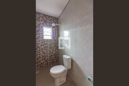 Banheiro de casa para alugar com 1 quarto, 50m² em Bussocaba, Osasco