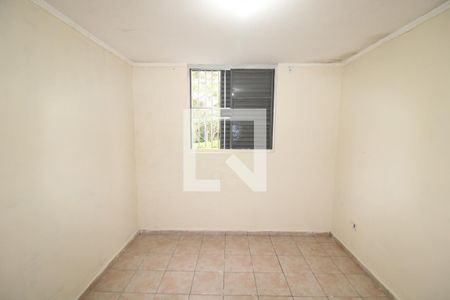 Quarto 2 de apartamento para alugar com 2 quartos, 43m² em Vila Souza, São Paulo