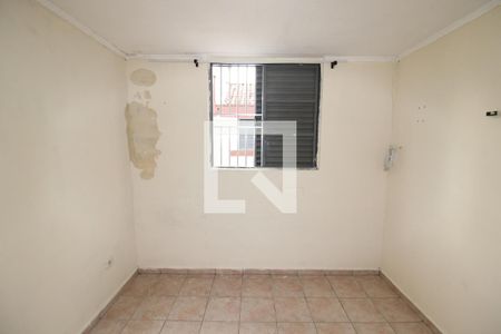 Quarto 1 de apartamento para alugar com 2 quartos, 43m² em Vila Souza, São Paulo