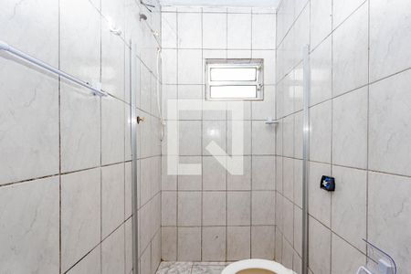 Banheiro de casa para alugar com 1 quarto, 50m² em Jd Maristela, São Paulo