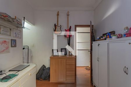 Quarto 1 de casa à venda com 3 quartos, 130m² em São João Batista, Belo Horizonte