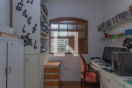 Quarto 1 de casa à venda com 3 quartos, 130m² em São João Batista, Belo Horizonte