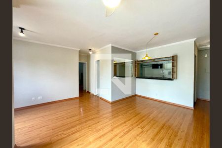 Sala de apartamento para alugar com 2 quartos, 71m² em Jardim Samambaia, Jundiaí