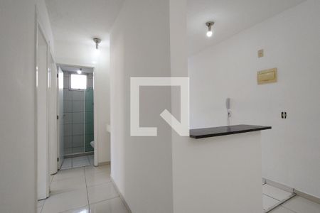 Corredor de apartamento à venda com 2 quartos, 55m² em Taquara, Rio de Janeiro