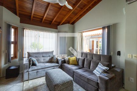 Casa de condomínio à venda com 250m², 3 quartos e 2 vagas Casa de condomínio à venda com 250m², 3 quartos e 2 vagasSala 2