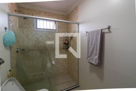 Casa de condomínio à venda com 250m², 3 quartos e 2 vagas Casa de condomínio à venda com 250m², 3 quartos e 2 vagasBanheiro
