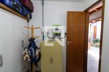 Casa de condomínio à venda com 250m², 3 quartos e 2 vagas Casa de condomínio à venda com 250m², 3 quartos e 2 vagasQuarto de Serviço