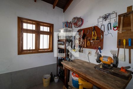 Casa de condomínio à venda com 250m², 3 quartos e 2 vagas Casa de condomínio à venda com 250m², 3 quartos e 2 vagasDepósito