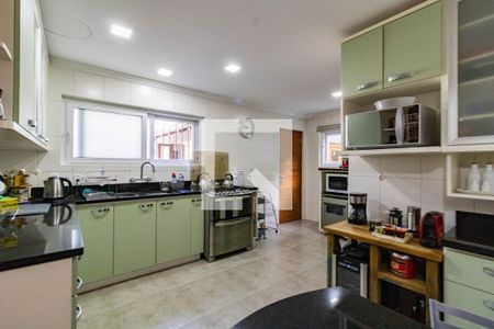 Casa de condomínio à venda com 250m², 3 quartos e 2 vagas Casa de condomínio à venda com 250m², 3 quartos e 2 vagasCozinha