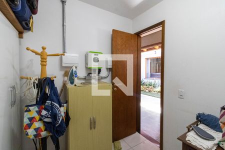 Casa de condomínio à venda com 250m², 3 quartos e 2 vagas Casa de condomínio à venda com 250m², 3 quartos e 2 vagasQuarto de Serviço