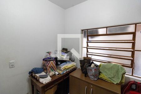 Casa de condomínio à venda com 250m², 3 quartos e 2 vagas Casa de condomínio à venda com 250m², 3 quartos e 2 vagasQuarto de Serviço