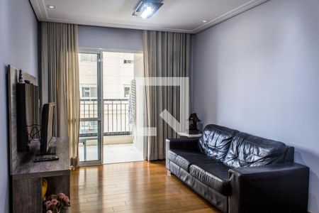 Sala de TV de apartamento à venda com 3 quartos, 94m² em Jardim Tupanci, Barueri