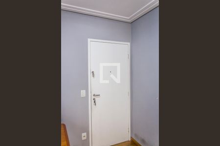 Entrada de apartamento à venda com 3 quartos, 94m² em Jardim Tupanci, Barueri