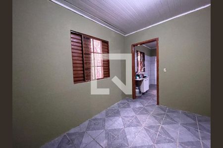 quarto 2 de casa para alugar com 3 quartos, 90m² em Scharlau, São Leopoldo