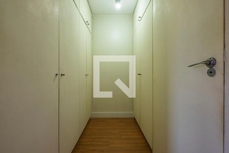 Suíte - Closet de apartamento à venda com 3 quartos, 126m² em Pinheiros, São Paulo