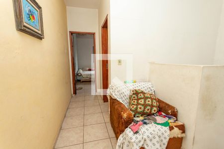 Corredor  de casa à venda com 2 quartos, 157m² em Piraporinha, Diadema