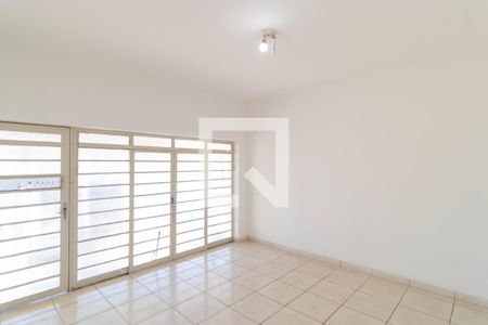 Sala de casa para alugar com 3 quartos, 170m² em Parque Industrial, Campinas