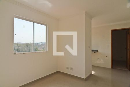 Sala de apartamento para alugar com 2 quartos, 40m² em Jardim Mangalot, São Paulo