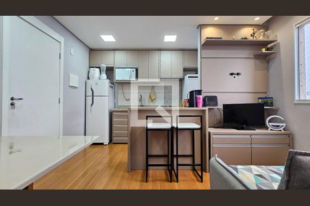 Sala / Cozinha de apartamento à venda com 2 quartos, 35m² em Usina Piratininga, São Paulo