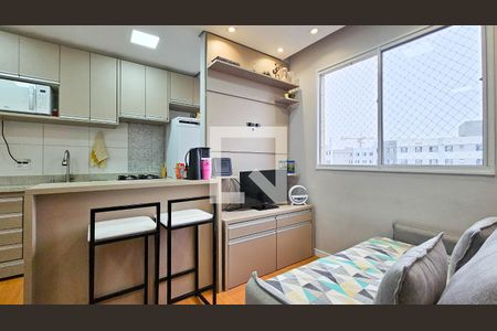 Sala de apartamento à venda com 2 quartos, 35m² em Usina Piratininga, São Paulo