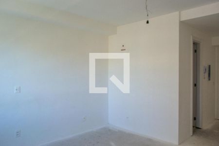 Sala de kitnet/studio à venda com 1 quarto, 27m² em Partenon, Porto Alegre