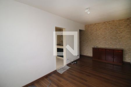 Sala de apartamento para alugar com 2 quartos, 50m² em Cordovil, Rio de Janeiro