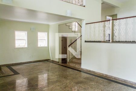 Sala de casa de condomínio para alugar com 5 quartos, 360m² em Alphaville, Santana de Parnaíba