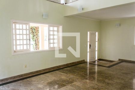 Sala de casa de condomínio para alugar com 5 quartos, 360m² em Alphaville, Santana de Parnaíba